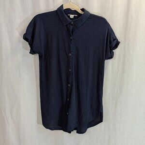 Caslon Size Small Navy Cotton Button Up Top Short Sleeved